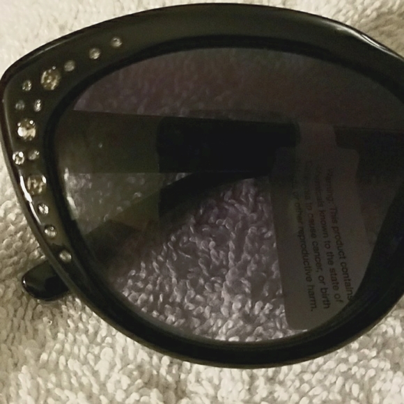 Nwt Juicy Couture bling sunglasses - Picture 4 of 4